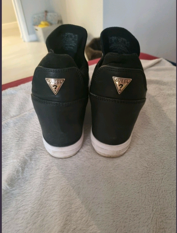 guess heeled trainers